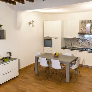 Appartement La Campanella, Modène